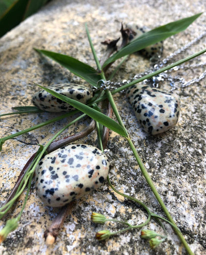 Boutique de Lithothérapie - Pendentif en pierre Jaspe Dalmatien - SOEURS