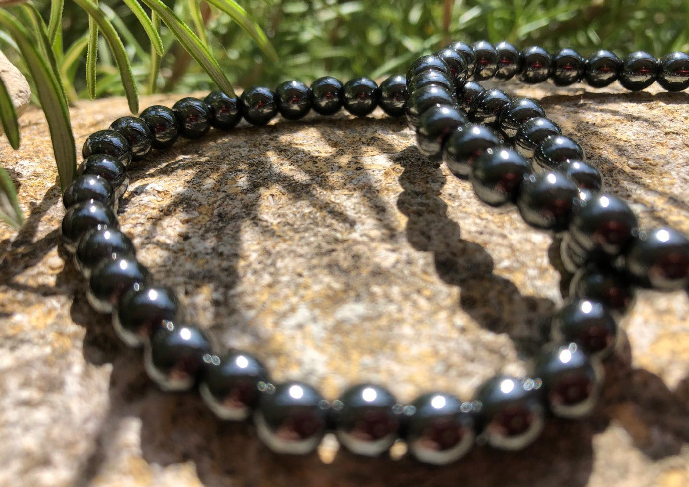 Boutique ésotérique en ligne - Bracelet boule 06mm en Hématite - SOEURS