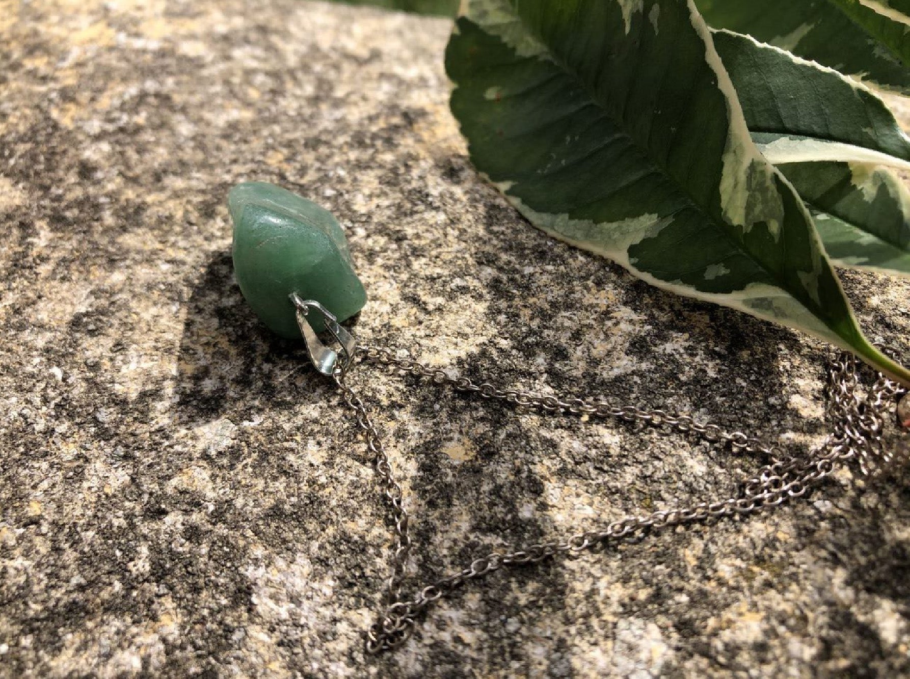 Boutique ésotérique - Lithothérapie Aventurine Pendentif en Pierre - SOEURS